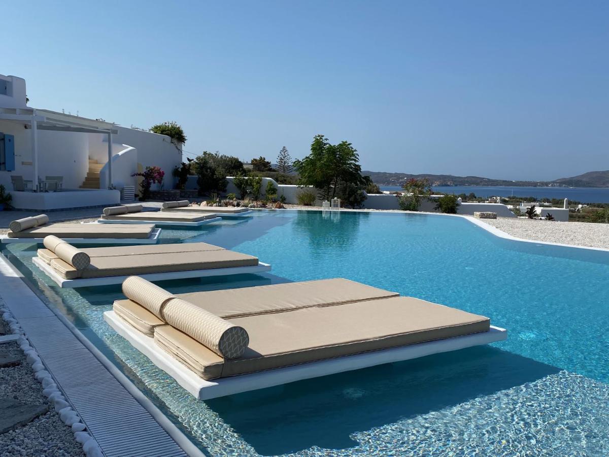 Blu Suites And Studios Adámasz Kültér fotó