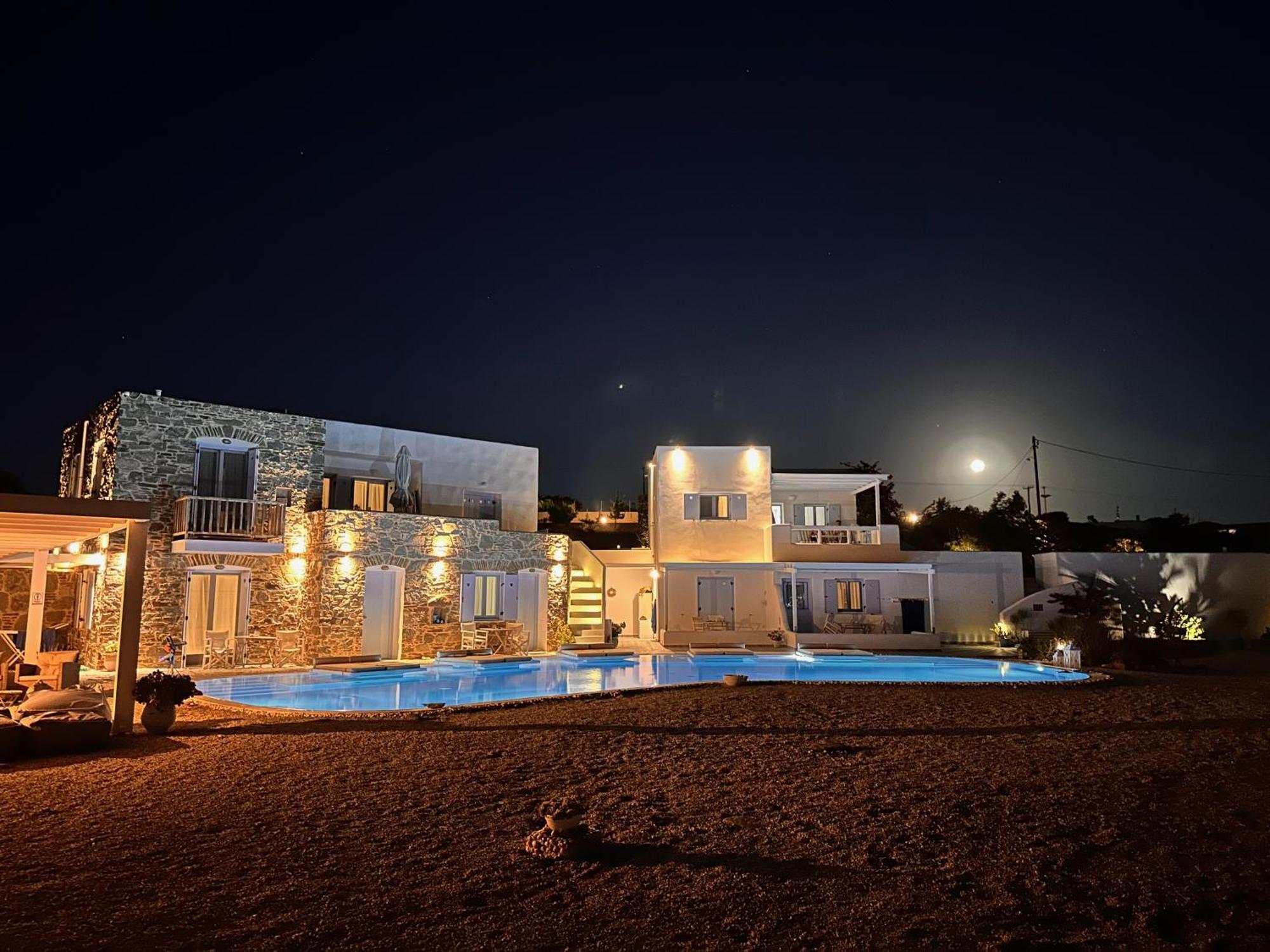 Blu Suites And Studios Adámasz Kültér fotó