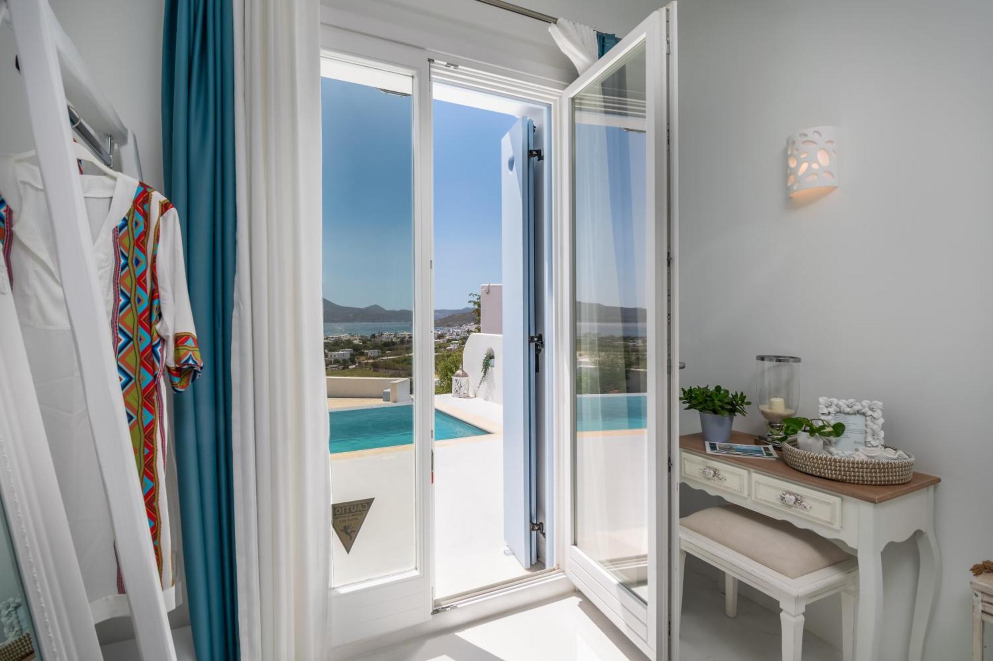Blu Suites And Studios Adámasz Kültér fotó