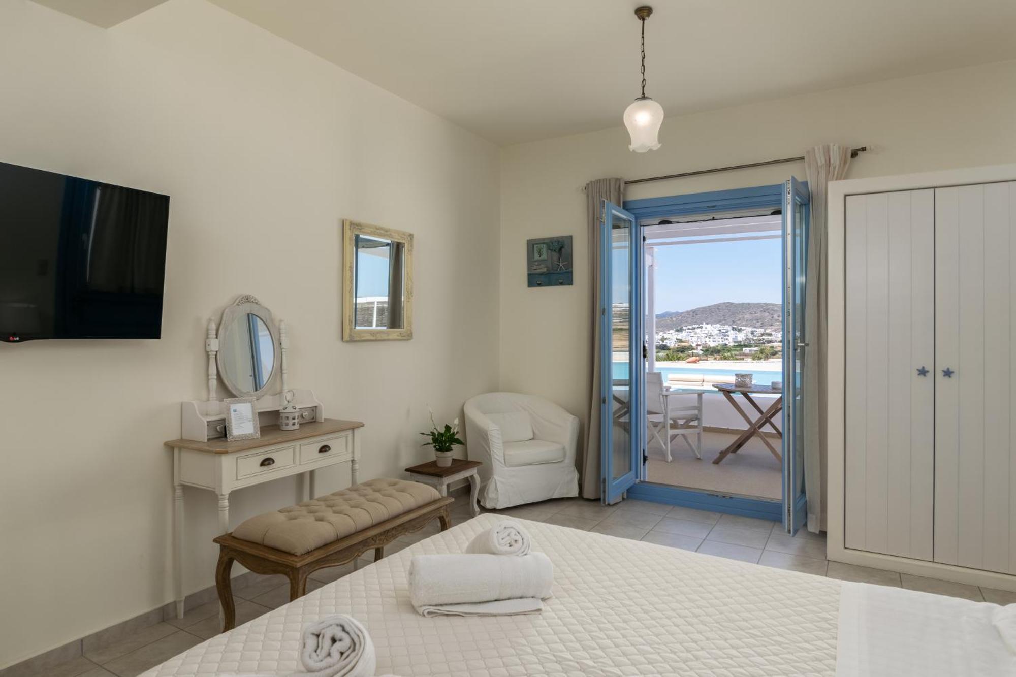 Blu Suites And Studios Adámasz Kültér fotó