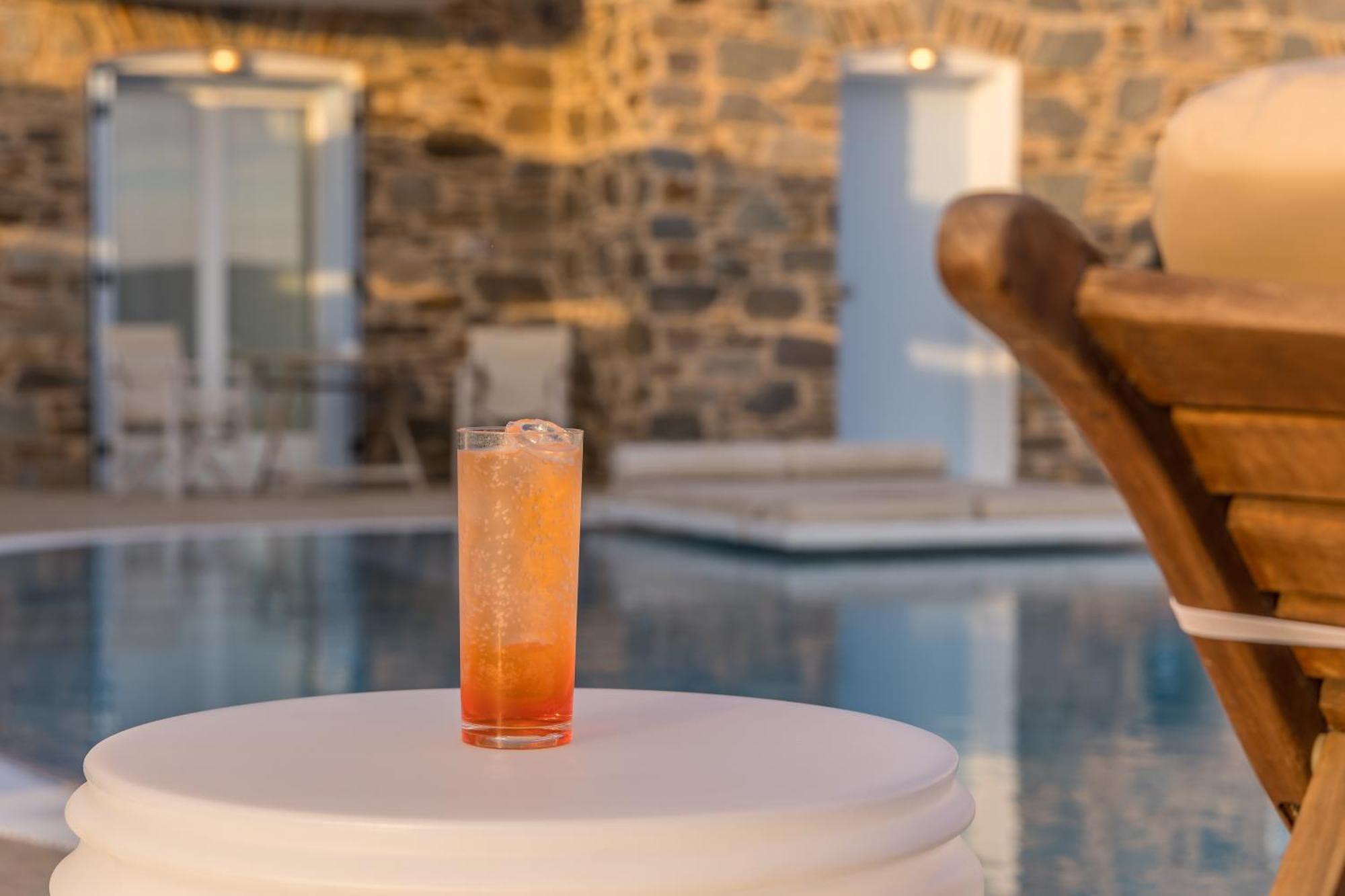 Blu Suites And Studios Adámasz Kültér fotó