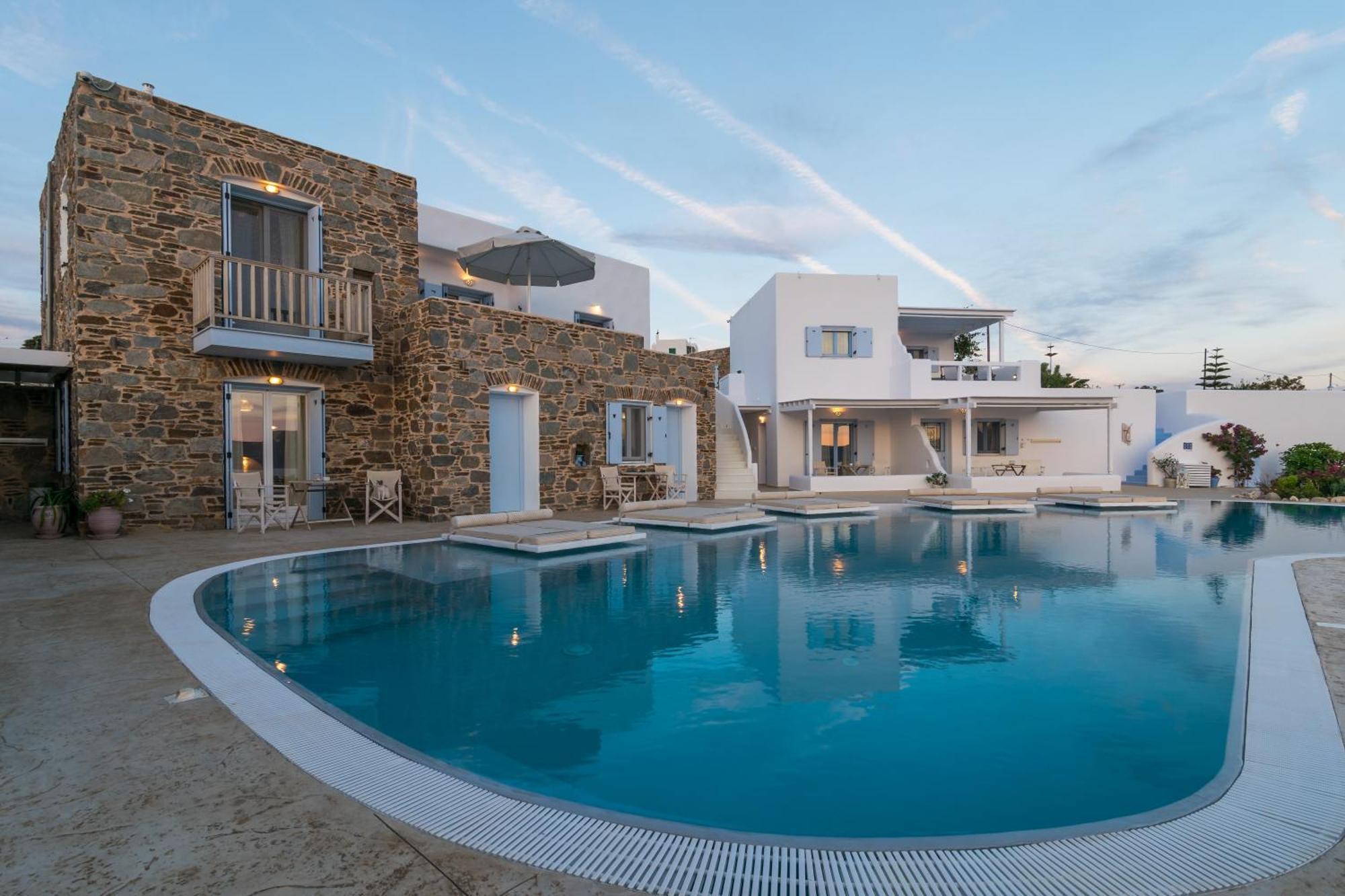 Blu Suites And Studios Adámasz Kültér fotó